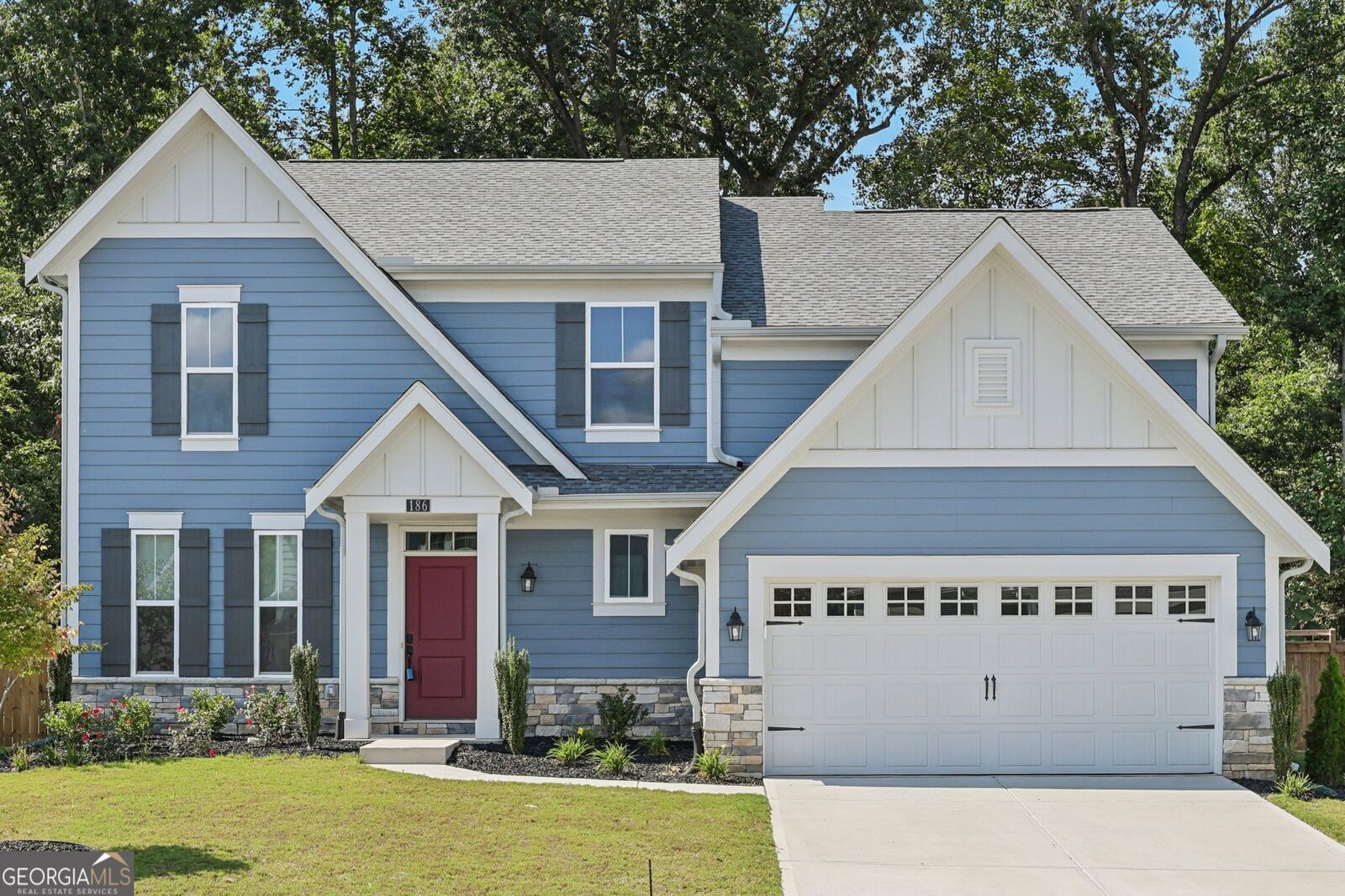 Property Photo: 186 Catalpa Grove GA 30517