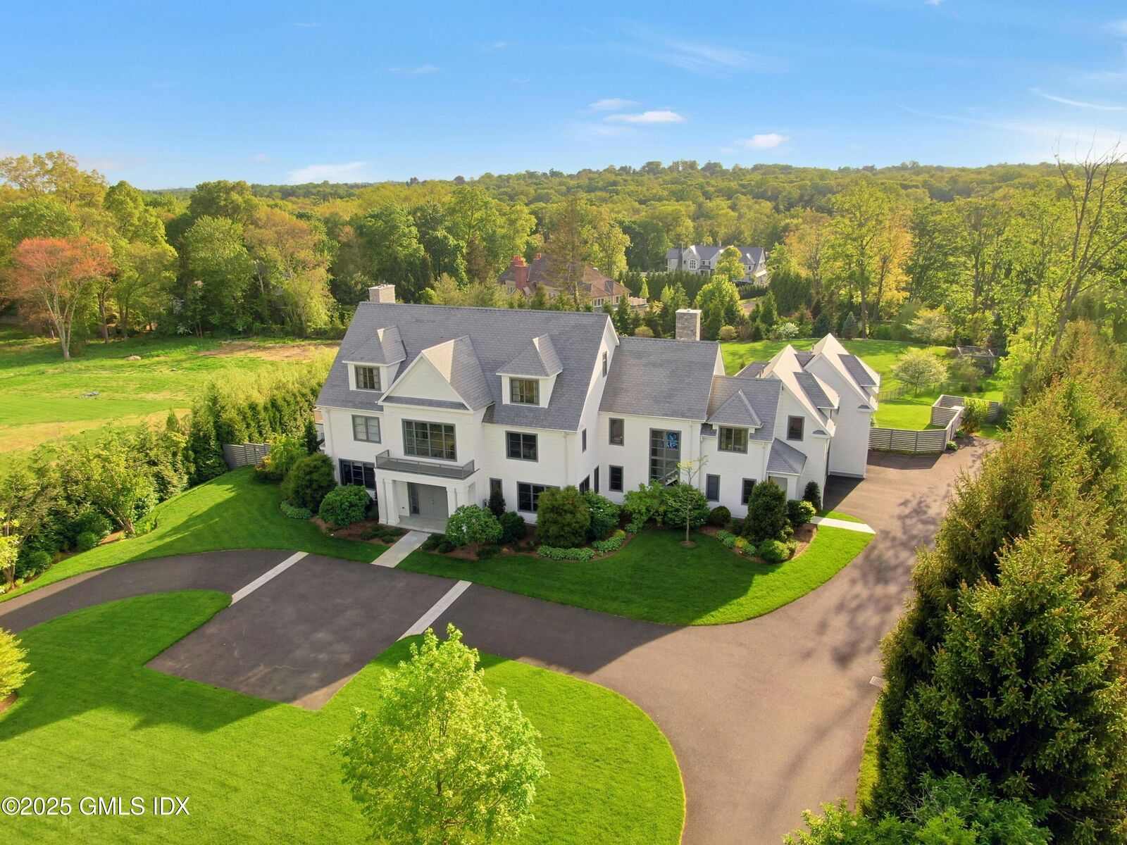Property Photo:  30 Meadowcroft Lane  CT 06830 