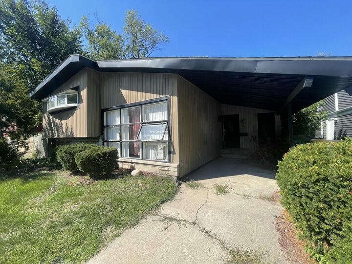 Property Photo:  6948 E 1st Avenue  IN 46403 