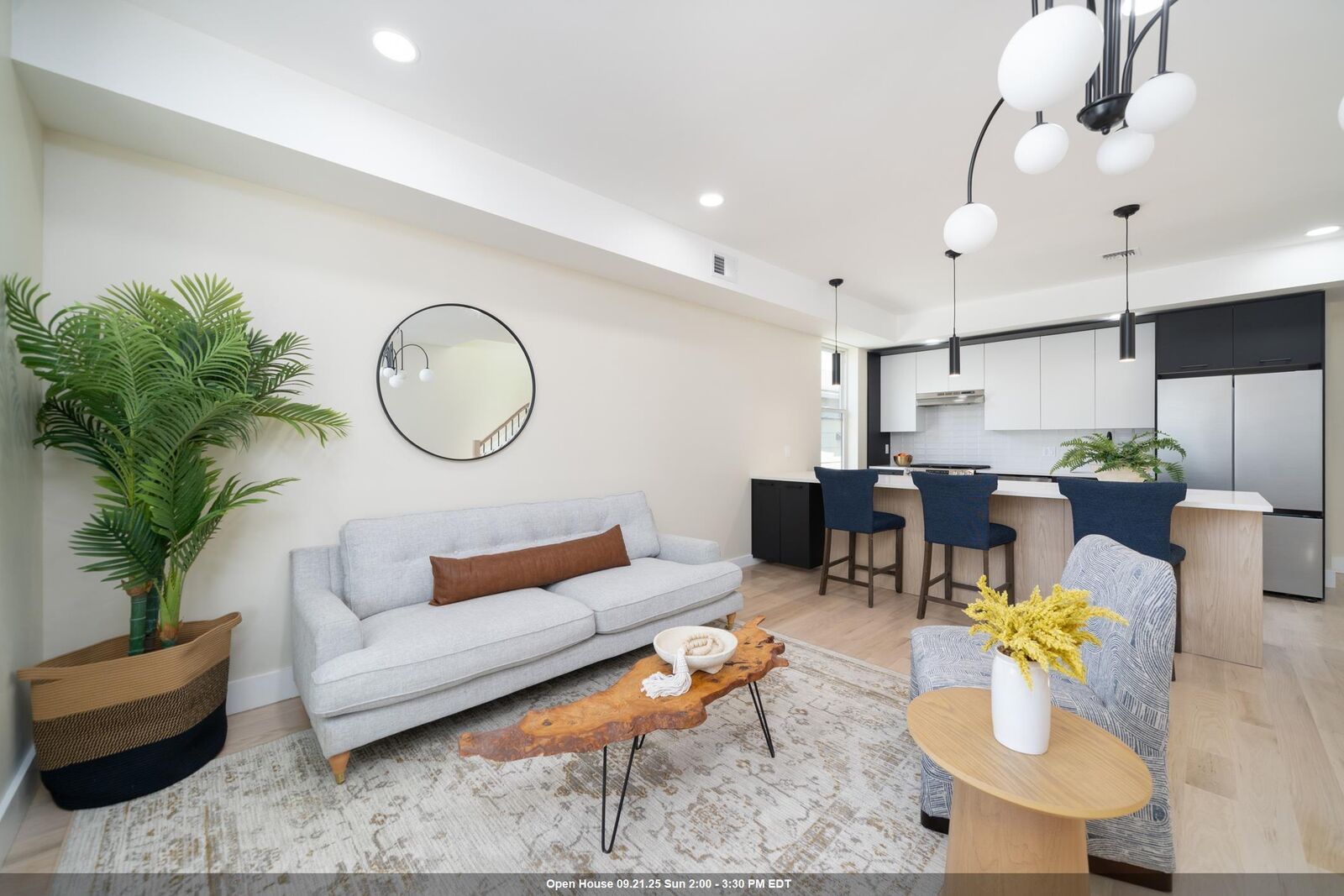 Property Photo:  84 Terrace Ave 1  NJ 07307 