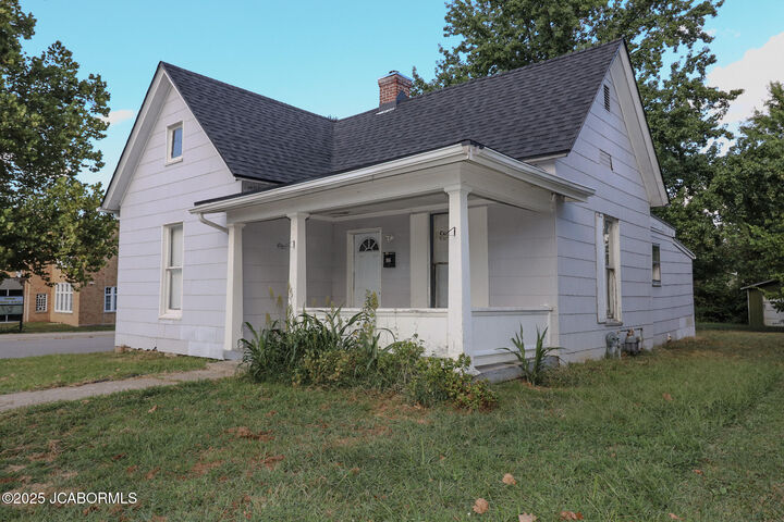 916 Grand Street  Fulton MO 65251 photo