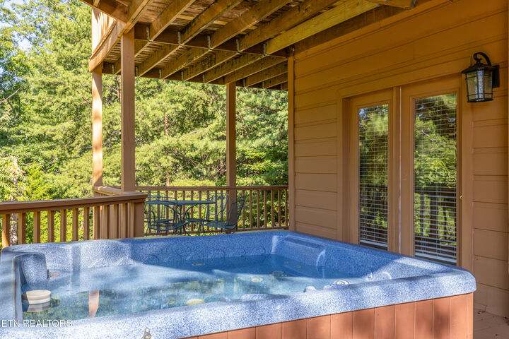 Property Photo: 3850 Millers Ridge Way TN 37862