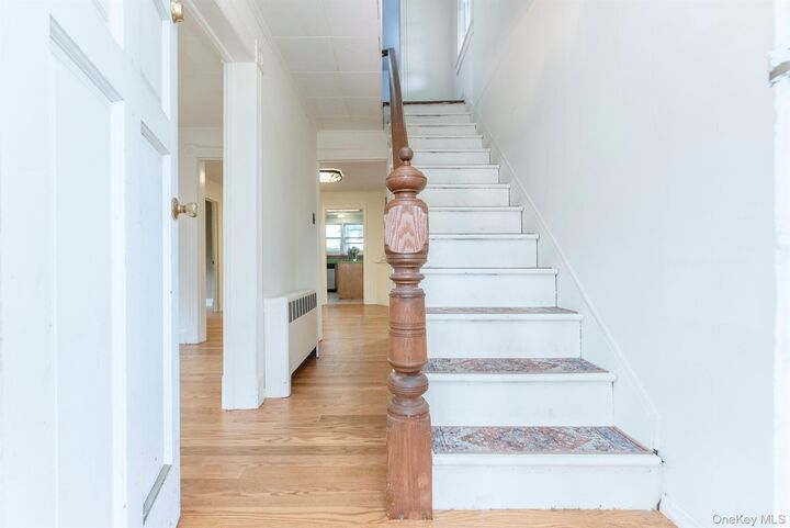Property Photo:  5 Larch Street  NY 12508 