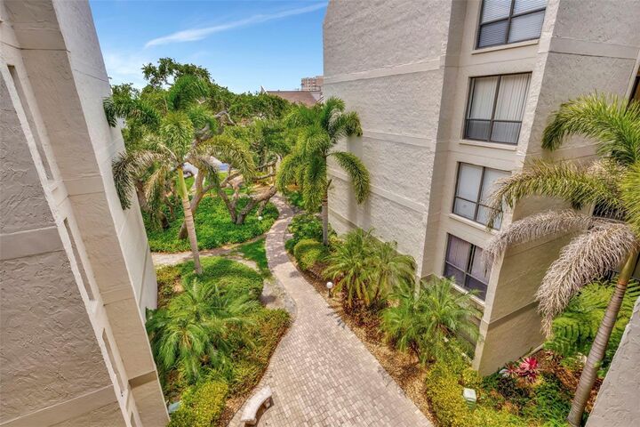 Property Photo:  6157 Midnight Pass Road E24  FL 34242 