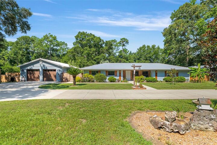 Property Photo: 3736 NW 129th Drive FL 32606