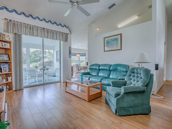 Property Photo: 25241 Lost Oak Circle FL 34748