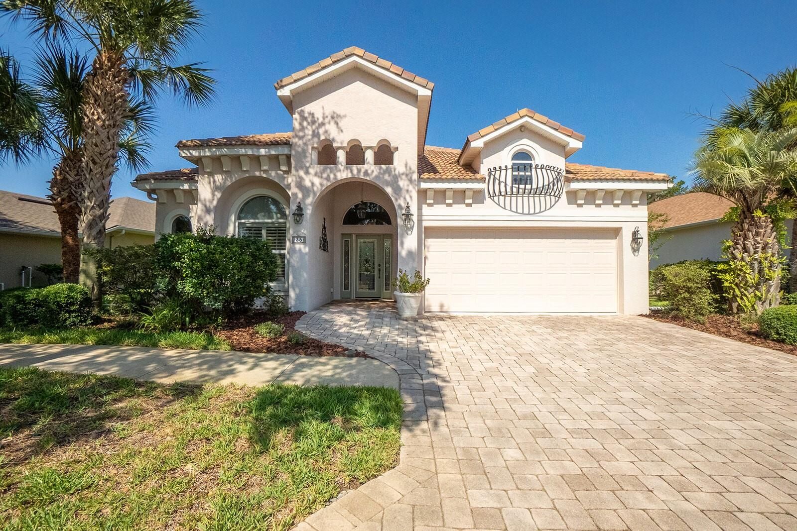 Property Photo: 35 Southlake Drive FL 32137