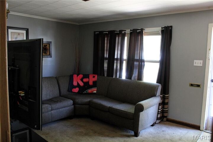 Property Photo: 652 N 39th Street IL 62226