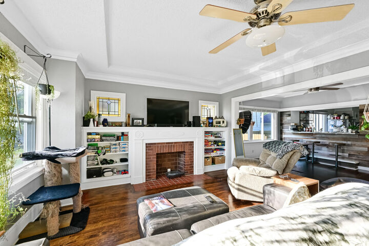 Property Photo:  1523 N 47th St 1525  WI 53208 