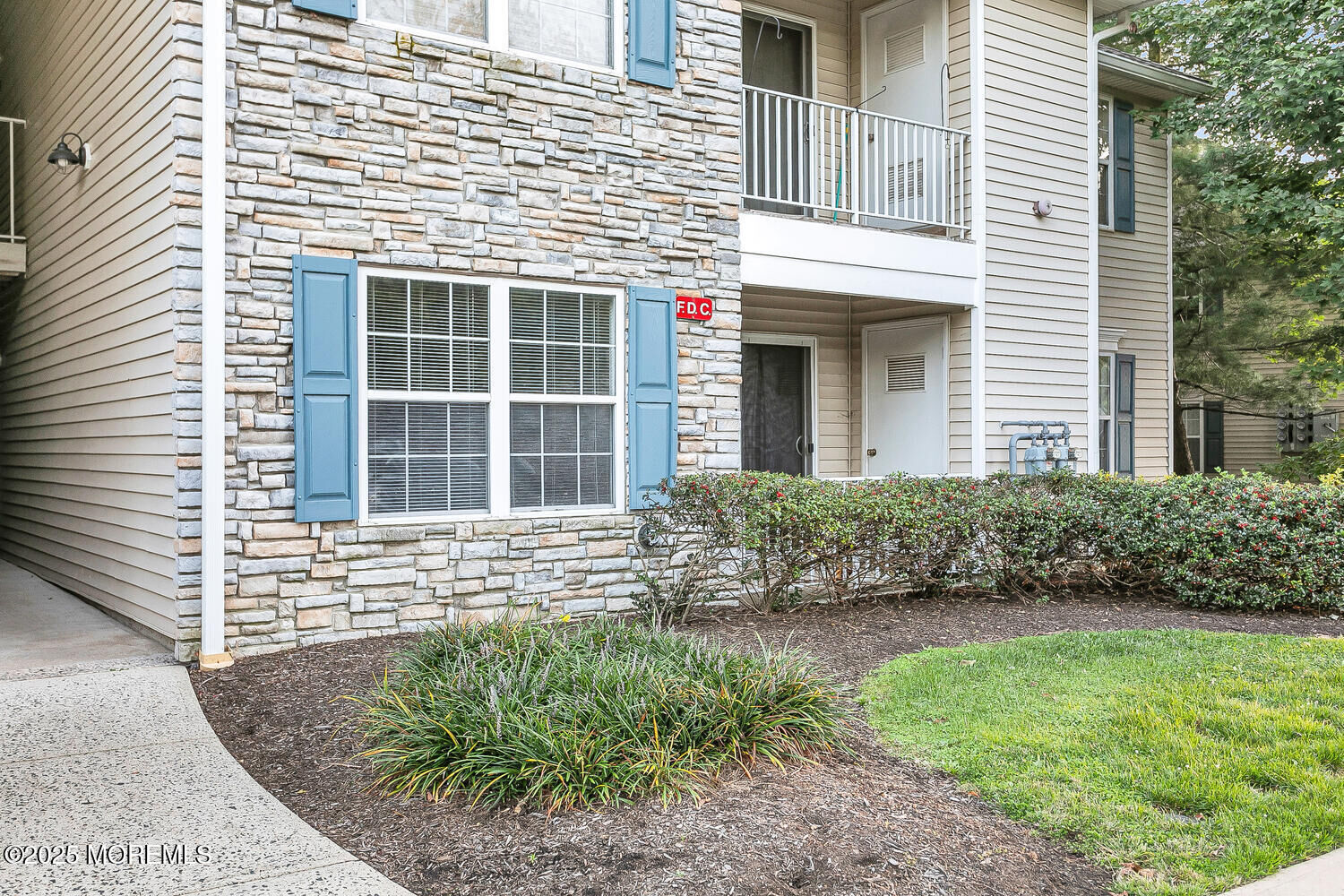 Property Photo: 502 Wedgewood Circle NJ 07748