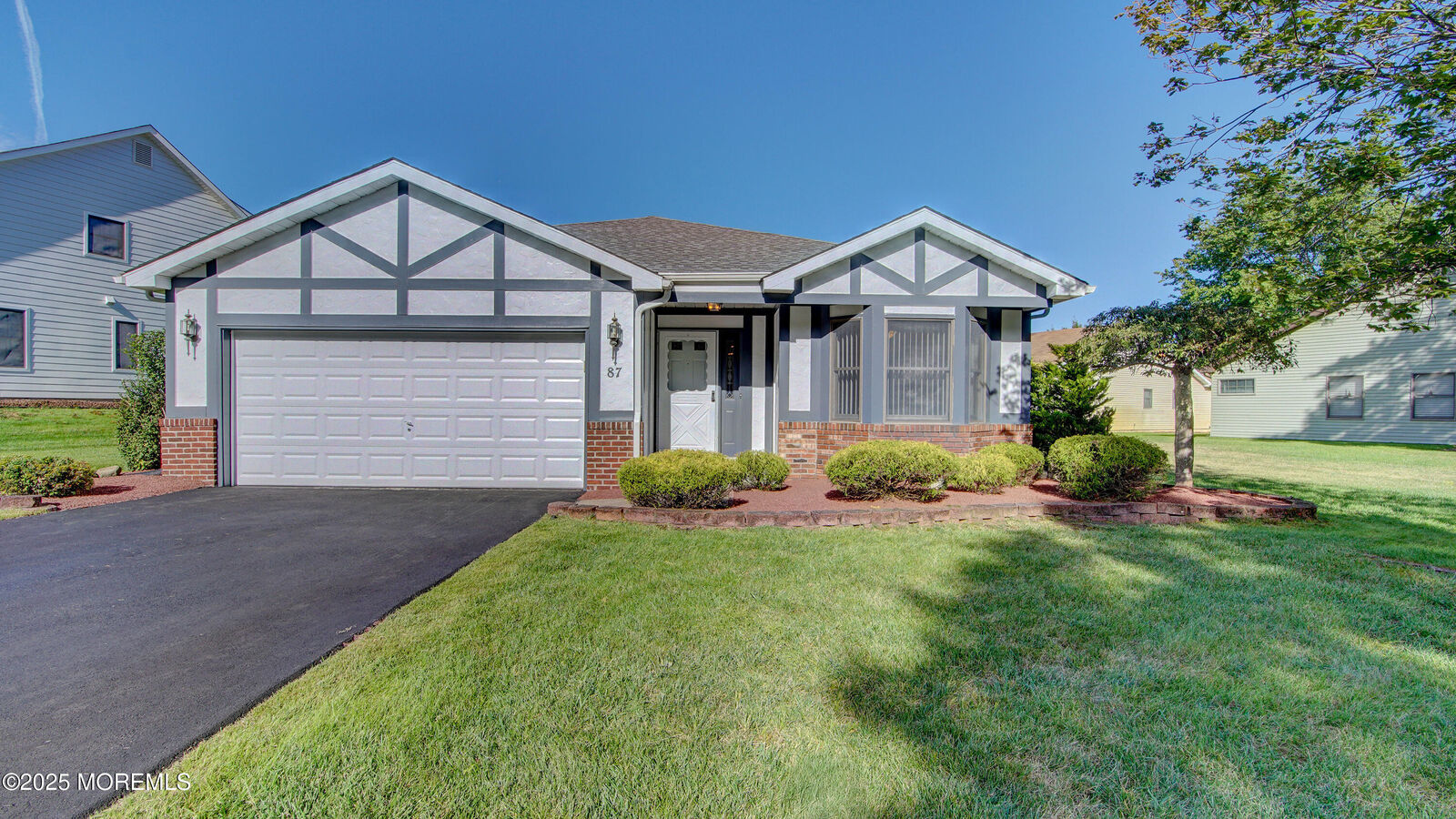 Property Photo:  87 Murray Hill Terrace  NJ 07746 