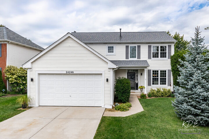 Property Photo:  24246 W White Oak Drive  IL 60585 