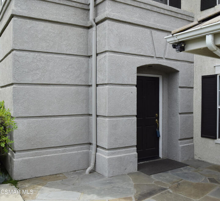 Property Photo: 2324 Solway Court CA 91362