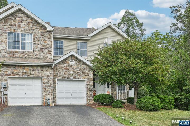 209 Raymound Boulevard  Par-Troy Hills Twp. NJ 07054 photo