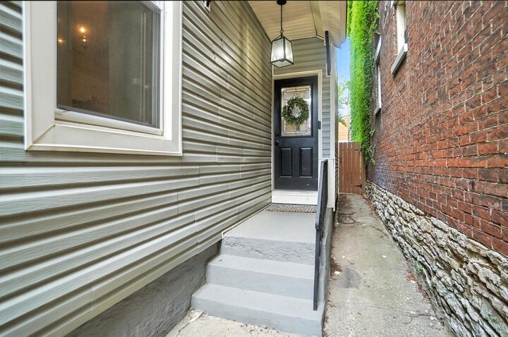 Property Photo:  305 W 10th Street  KY 41071 