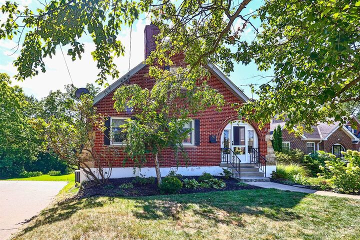 Property Photo: 60 W Crittenden Avenue KY 41011