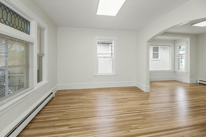 Property Photo:  1161 Hubbard Avenue  MN 55104 