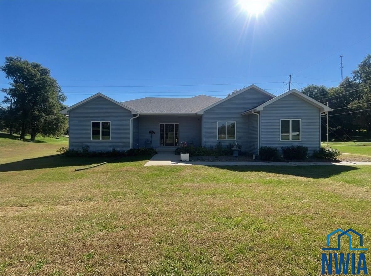 Property Photo:  3841 Talbot Rd  IA 51103
