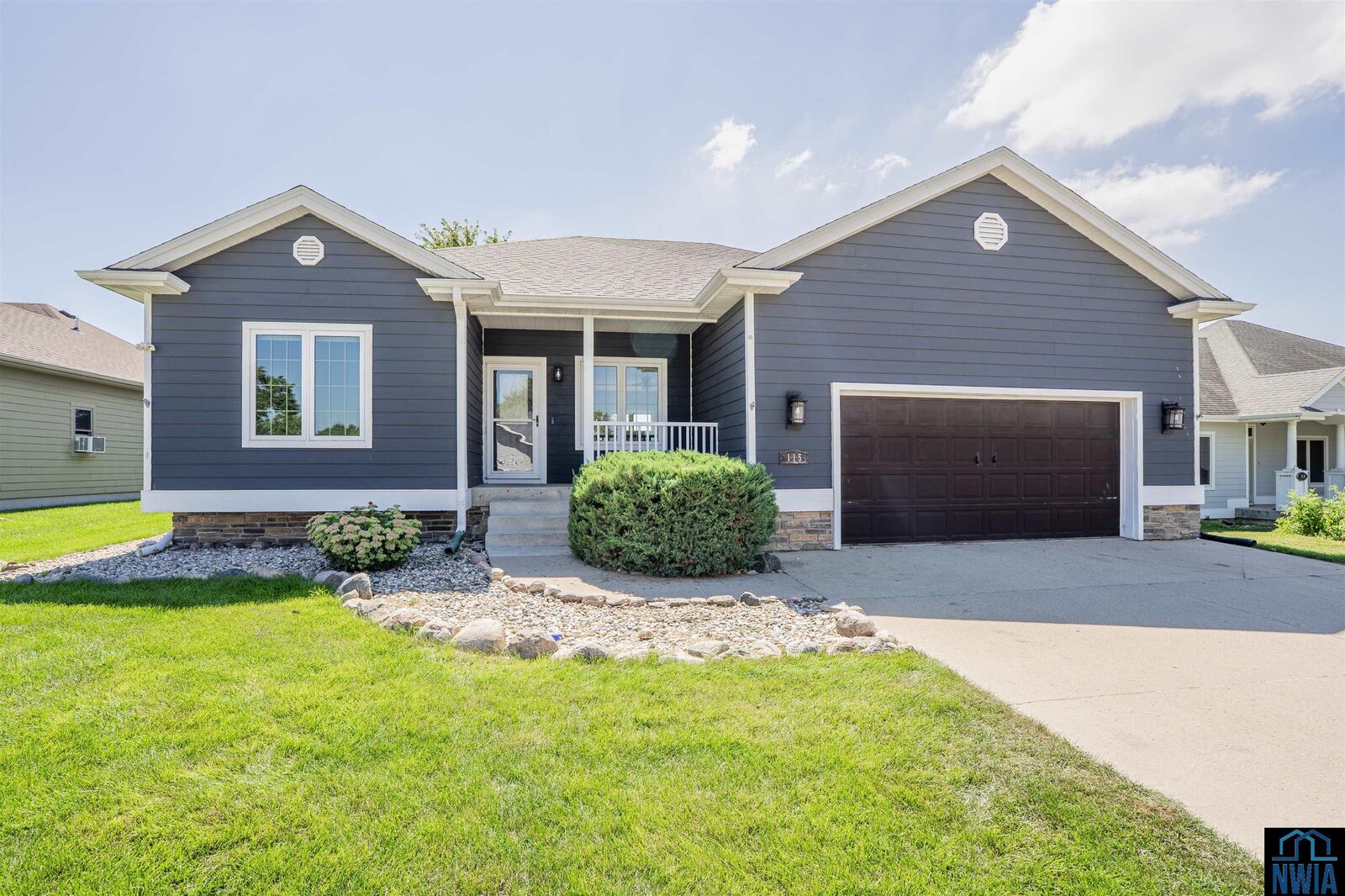 Property Photo: 115 West Creek Dr IA 51030