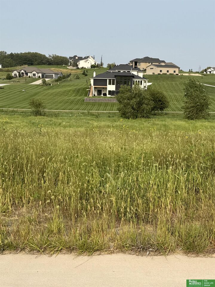 Property Photo: 22712 Copper Ridge Road NE 68028