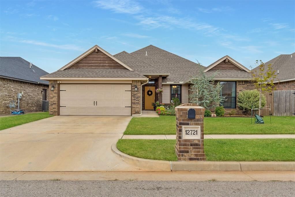 Property Photo:  12721 NW 137th Street  OK 73078
