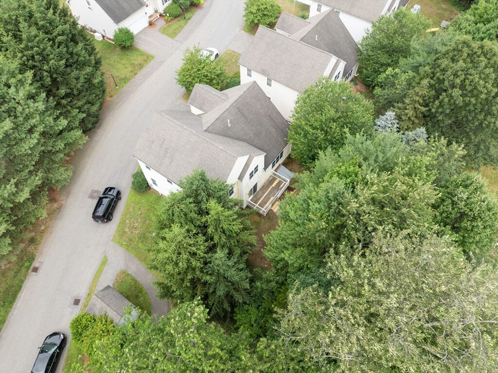 Property Photo:  5 Equestrian Lane  MA 01824 