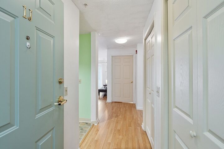 Property Photo:  2 Ocean Ave 1J  MA 01930 