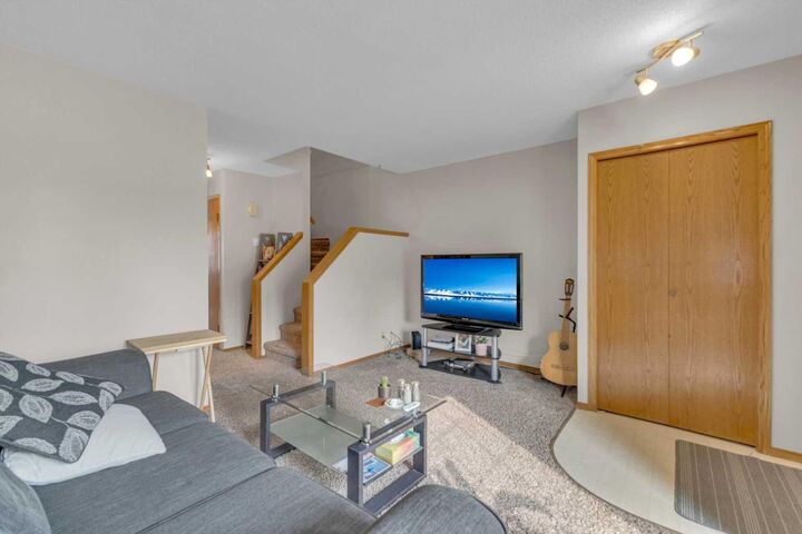 Photo de la propriété: 5428 45 Street AB T4L 1H1