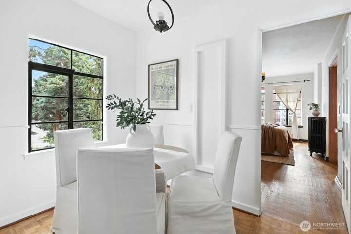 Property Photo:  1106 NE 42nd Street 19  WA 98105 