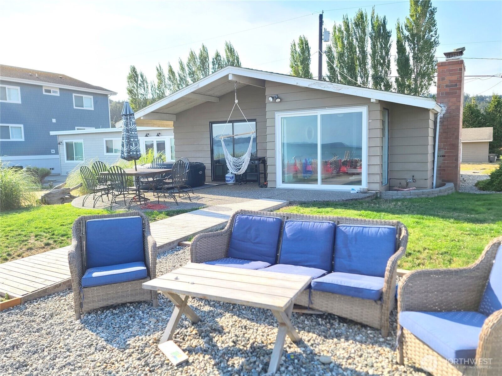 Property Photo: 214 Driftwood Shores WA 98282