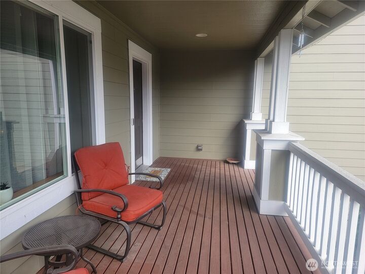 Property Photo: 7709 64th Place NE WA 98270
