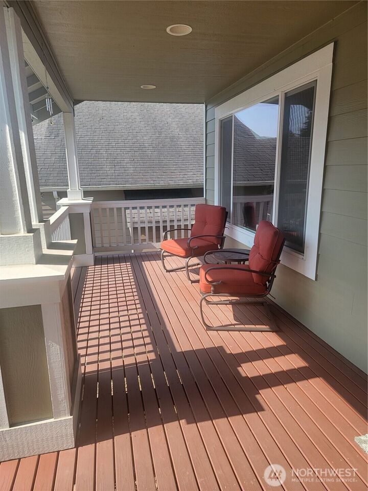 Property Photo:  7709  64th Place NE  WA 98270 