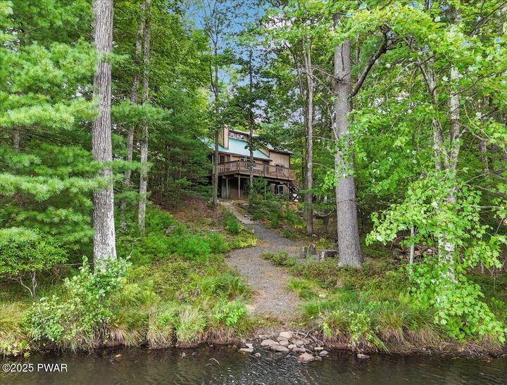 Property Photo:  148 Lake Shore Drive  PA 18328 