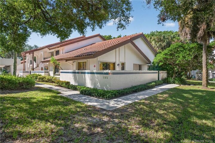 Property Photo:  6001 SE Martinique Drive 104  FL 34997 