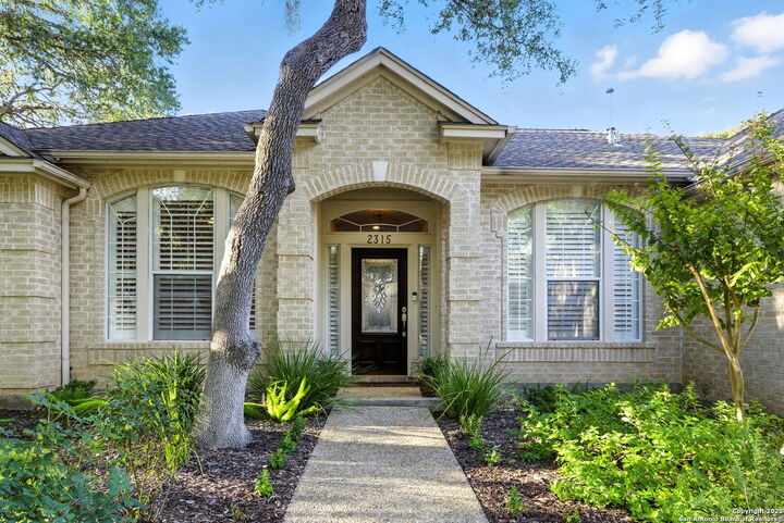 Property Photo: 2315 Buroak Rdg TX 78248
