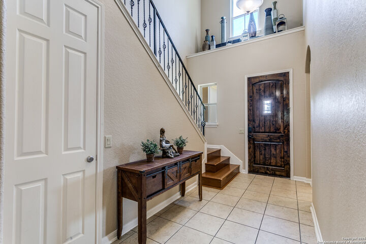 Property Photo: 24114 Stately Oaks TX 78260