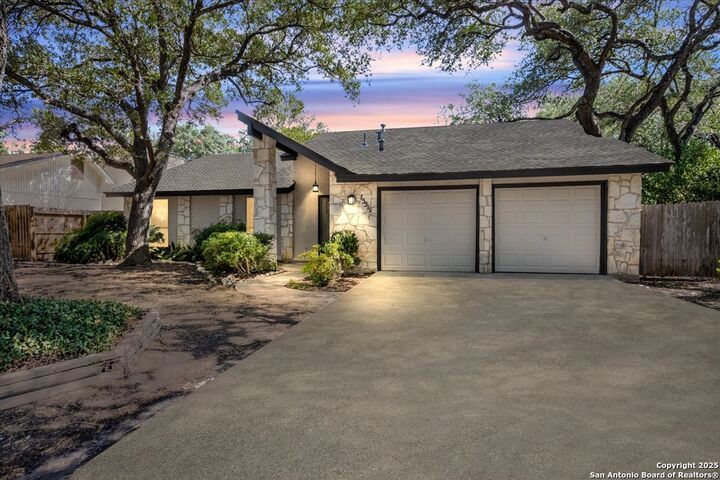 Property Photo: 15511 Elm Park TX 78247