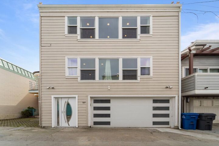 Property Photo: 107 Park Place CA 95010