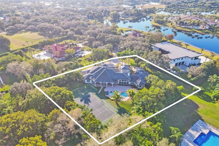 Property Photo:  3079 Old Still Lane  FL 33331 