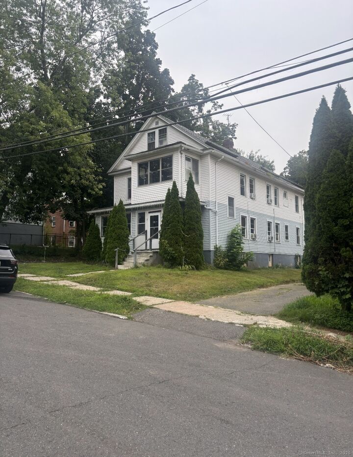 12 Pershing Street  Hartford CT 06112 photo