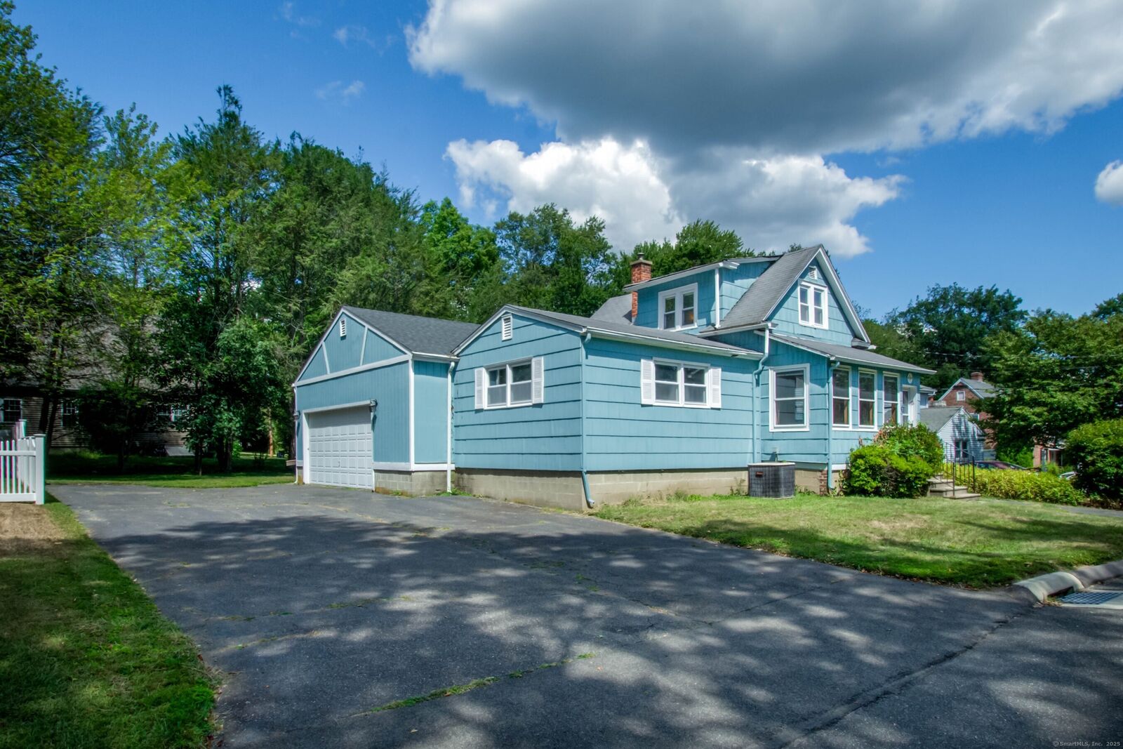 Property Photo: 19 Walnut Avenue CT 06611