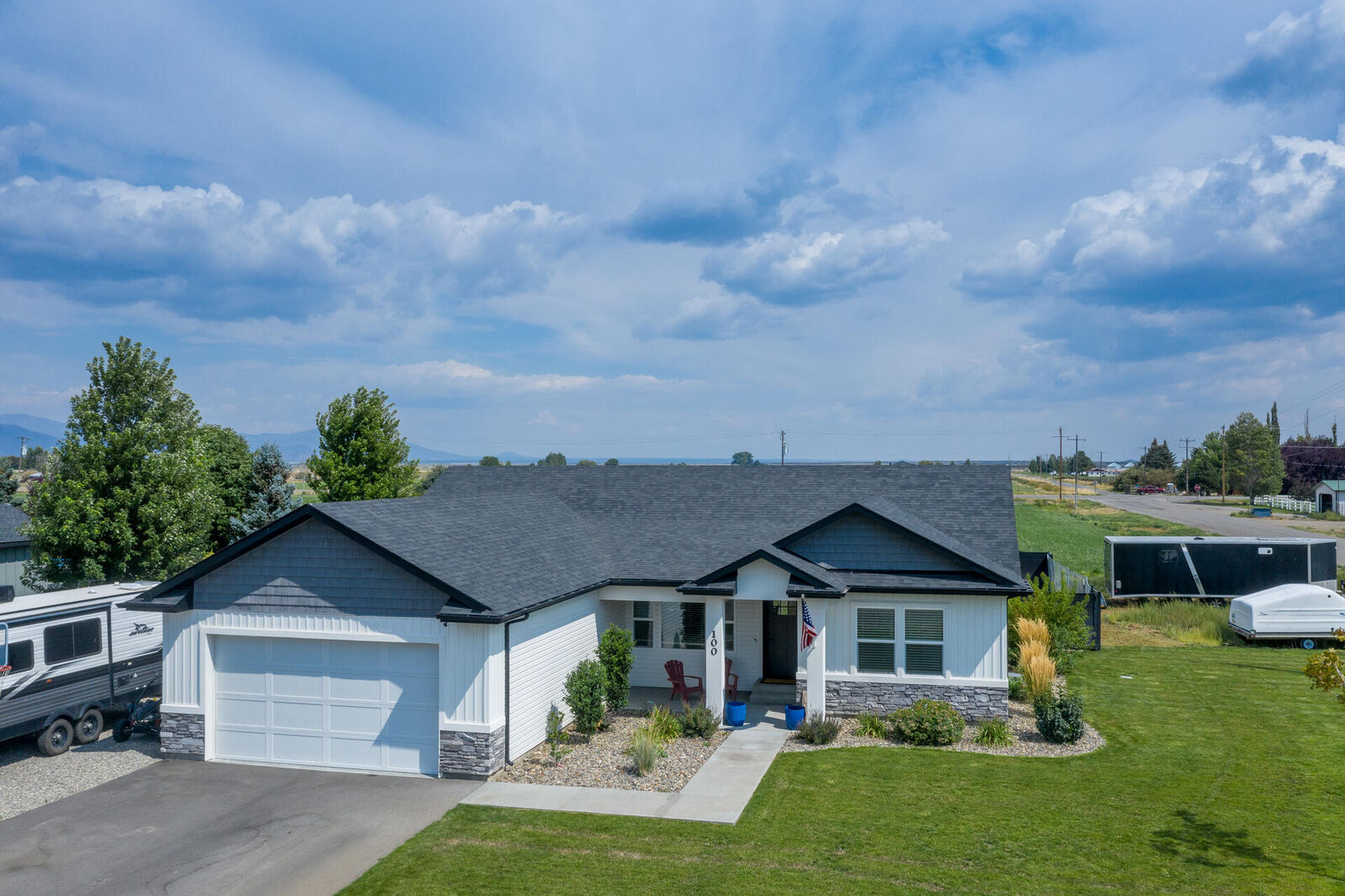 Property Photo:  100 Janice Lane  ID 83320 