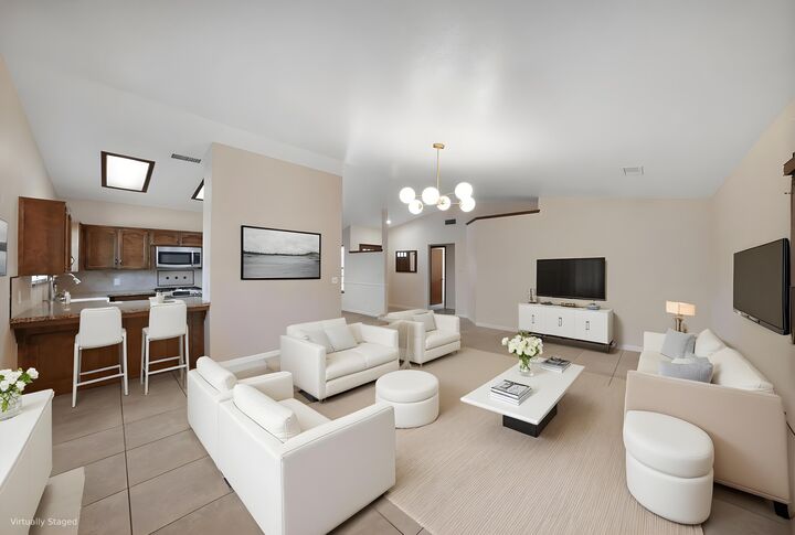 Property Photo:  4614 W Howard Avenue  CA 93277 