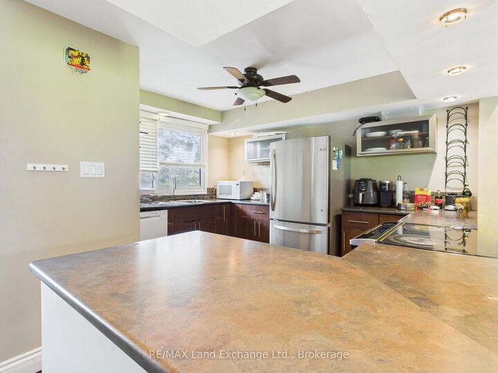 Property Photo:  850 Walsh Street 27  ON N2Z 1P1 