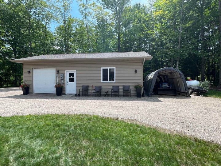 Photo de la propriété:  176 Ski Hill Road  ON P0H 1Z0 