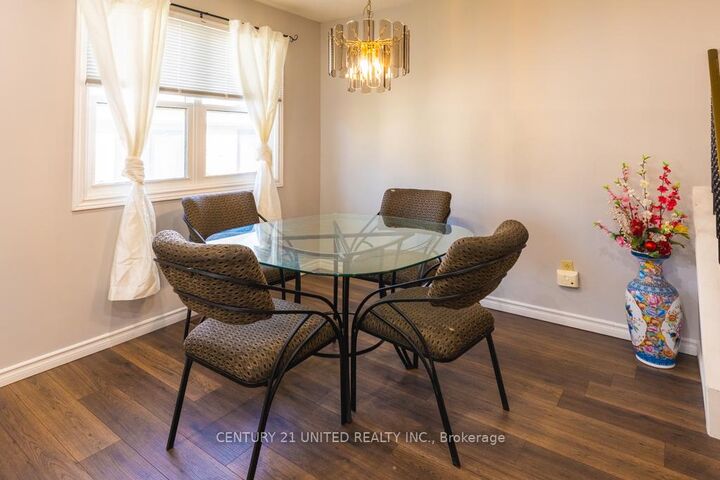 Property Photo:  1141 Huntington Circle  ON K9K 2B1 