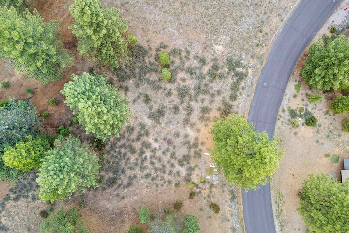 Property Photo: 11690 Bottcher Loop CA 96161