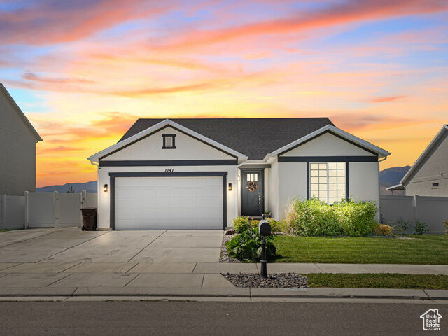 Property Photo: 7747 N Seabiscuit Rd UT 84005