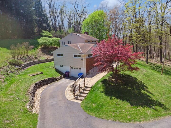 Property Photo: 1634 Old Leechburg Road PA 15068