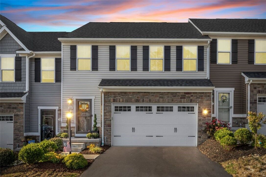 Property Photo: 140 Black Oak Lane PA 15057